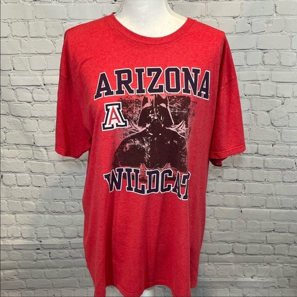 STAR WARS Arizona Wildcats Darth Vader T-Shirt - Picture 1 of 3